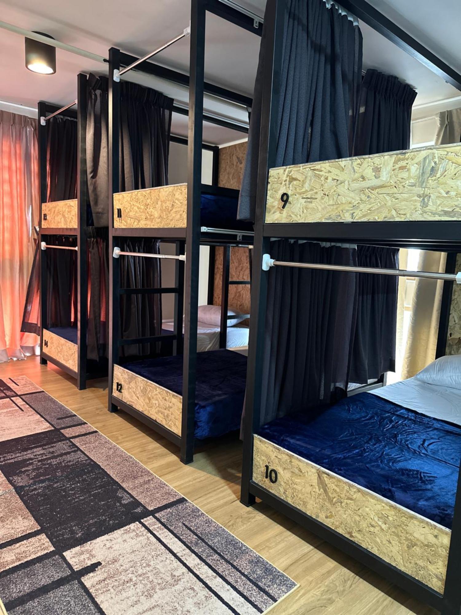 Mix Hostel Kl By Chillout Hostel Петалинг-Джая Экстерьер фото